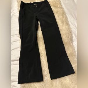 North Face Women’s ski pants and snowboard pants - offers welcome